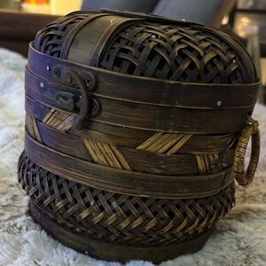 Vintage Chinese wedding basket